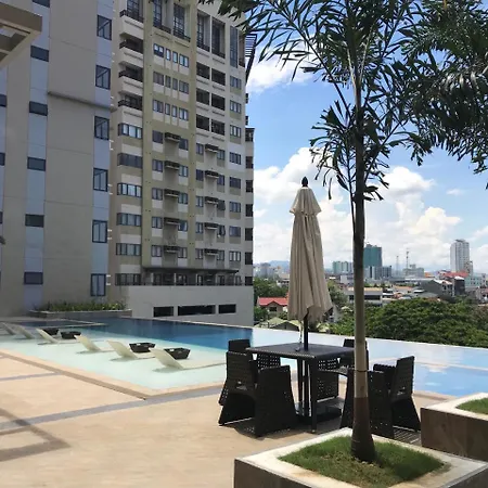 The Persimmon Studios Near Ayala And Sm City Cebu